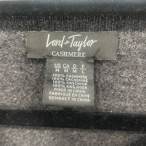 Lord & Taylor cashmere sweater - Picture 3 of 4